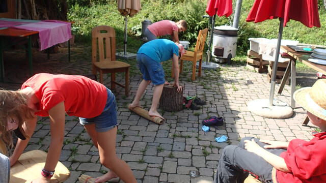 Mit Händen und Füßen gefilzt Mit Händen und Füßen gefilzt