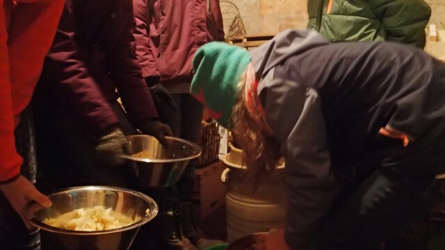 KuK - die Kochgruppe öffnet den Sauerkrauttopf vom Herbst KuK - die Kochgruppe öffnet den Sauerkrauttopf vom Herbst