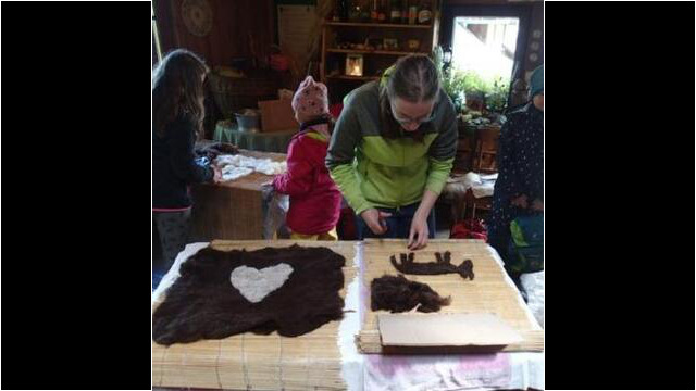 Hier wird Wolle verarbeitet